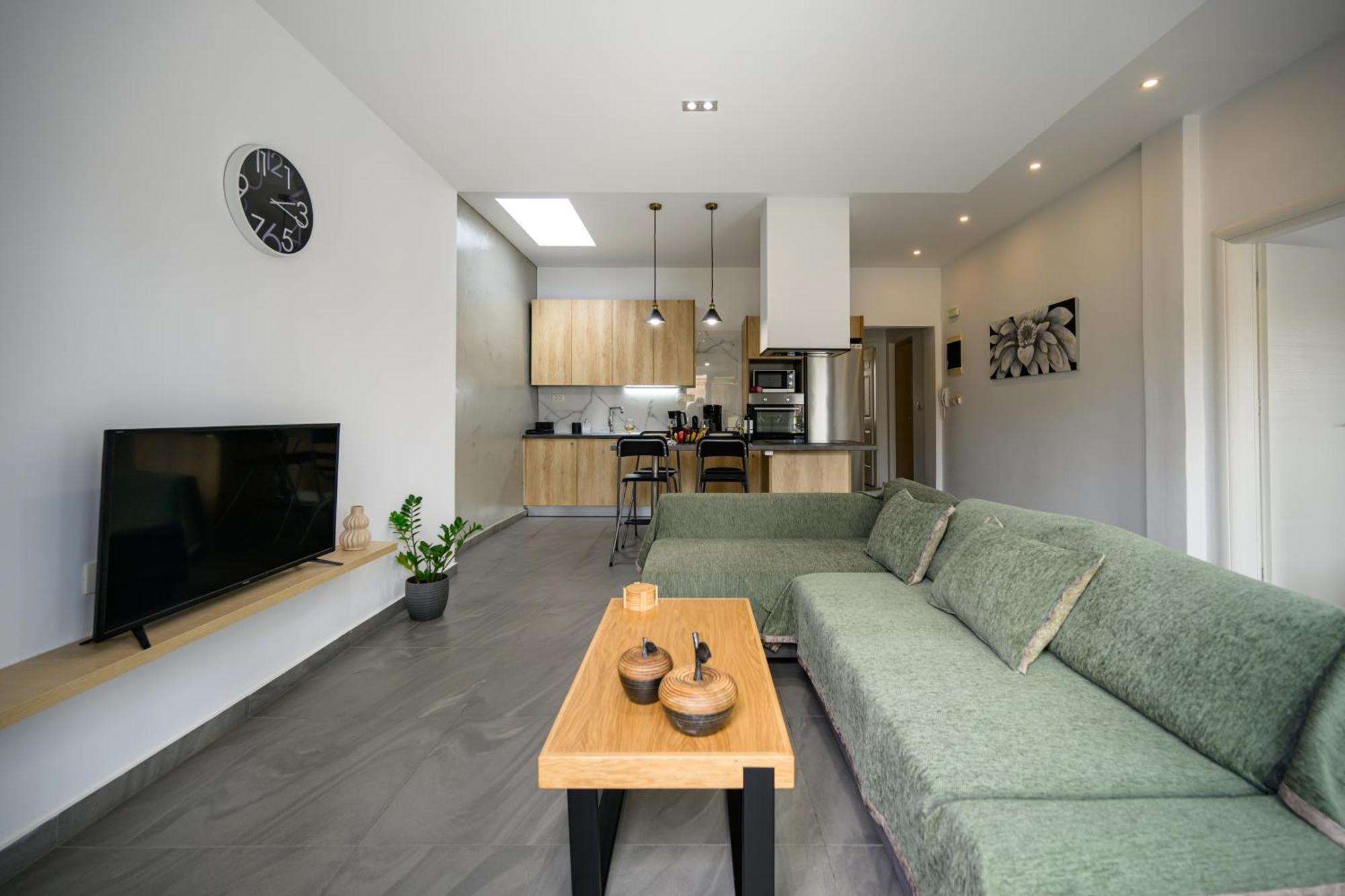 Modern Spacious Apartment Кісамос Екстер'єр фото