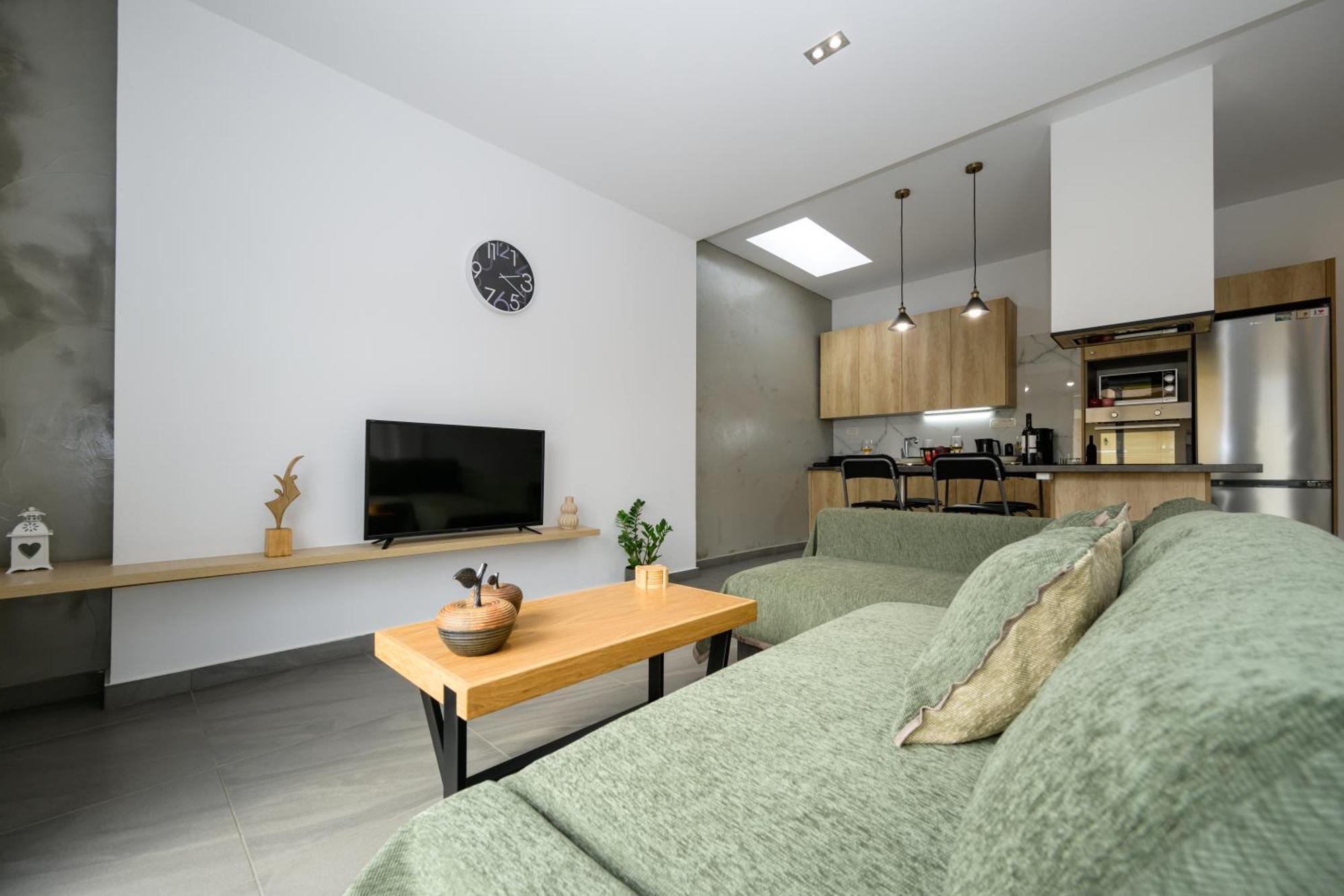 Modern Spacious Apartment Кісамос Екстер'єр фото